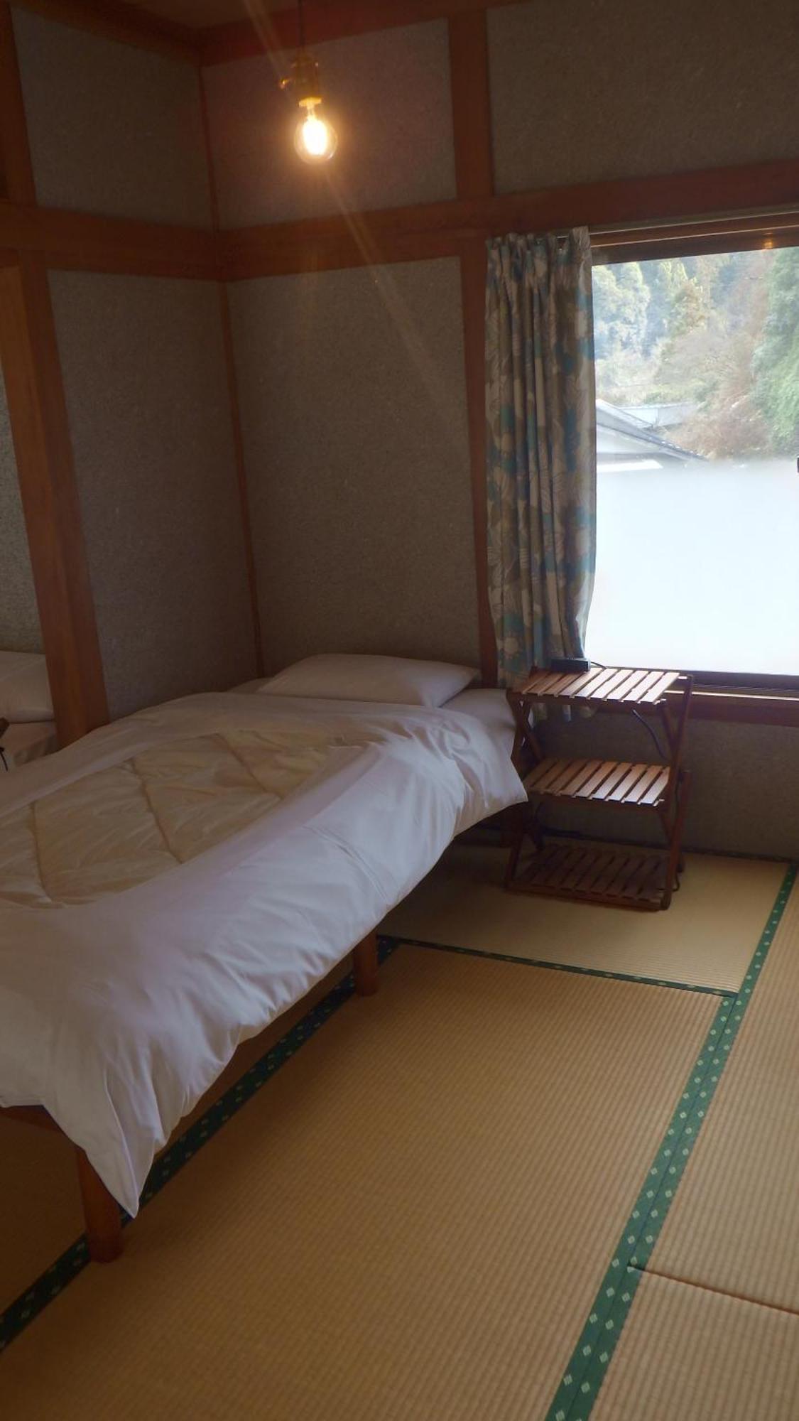 Cosmos Guesthouse 미요시 외부 사진